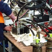 hydraulic servicing